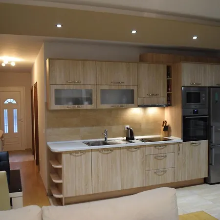 Luna Apartment